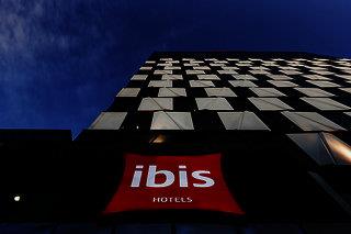 ibis Adelaide