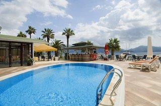 B&B Yüzbasi Beach Hotel