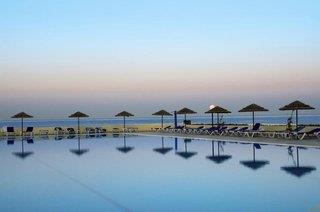 Eden Roc Resort Hotel & Bungalows