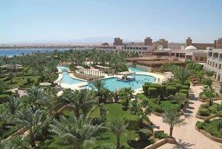 Fort Arabesque Resort & Spa, Villas & The West Bay