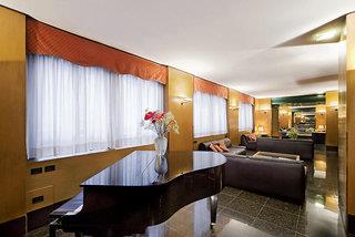 UNAHOTELS Century Milan