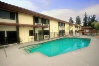 Best Western Town & Country Lodge