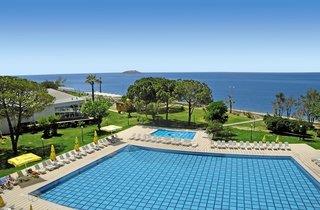 Royal Beach Club